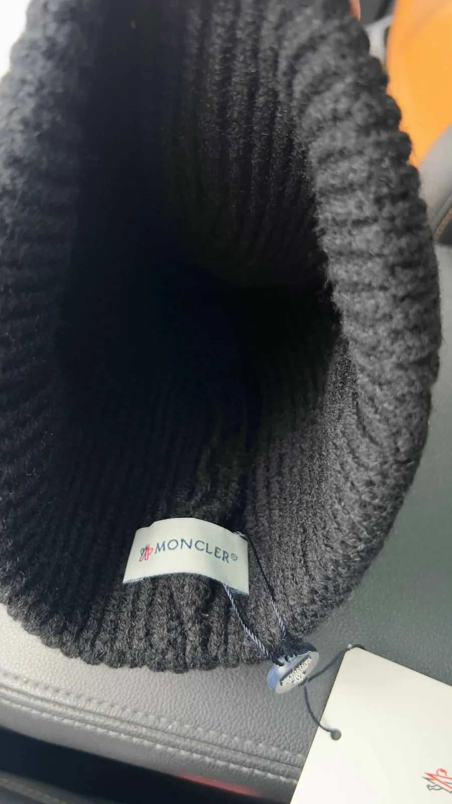 Moncler шапка чёрная шерстяная в рубчик — фото 10