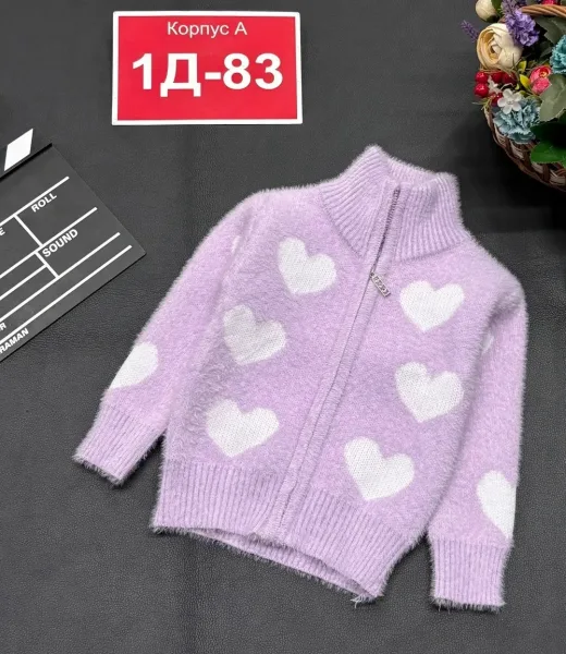 Свитер из качественной ткани — фото 16