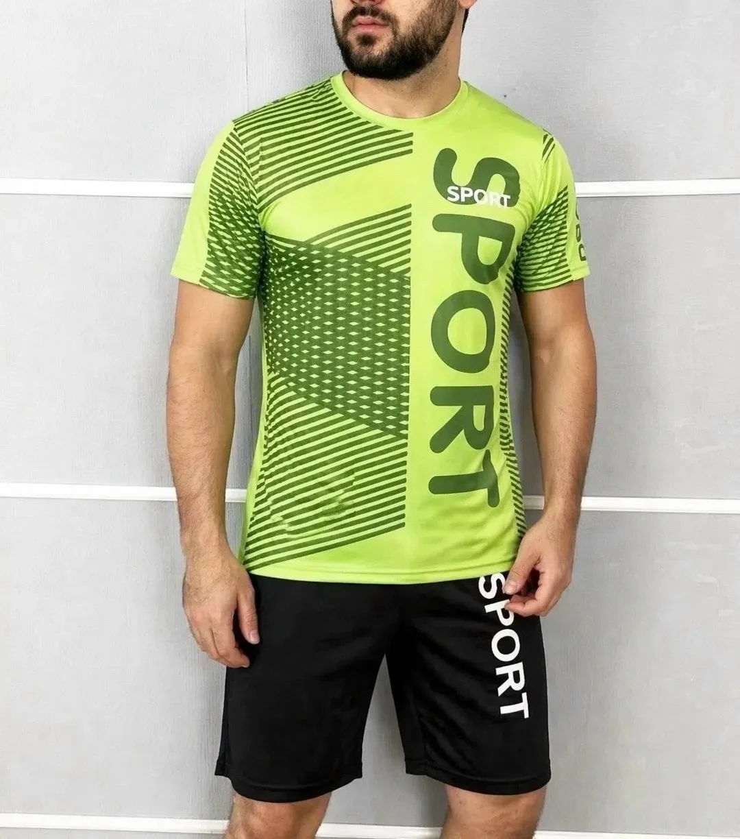 Спортивный костюм мужской, футболка и шорты — фото 1