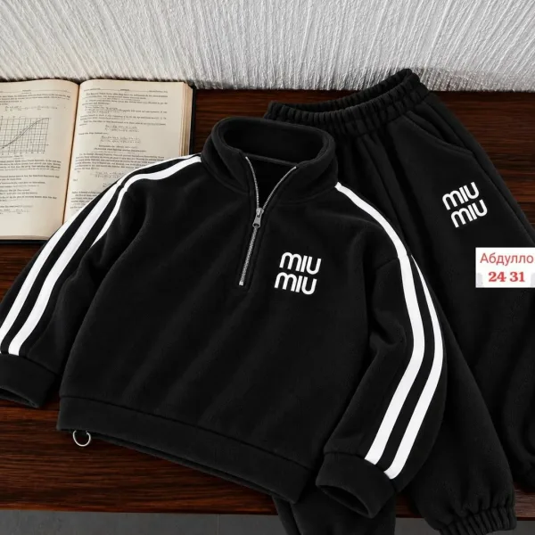 И уютные костюмы для девочек с вышивкой MIU — фото 6