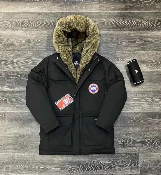 Куртки зимние Canada Goose — фото 1