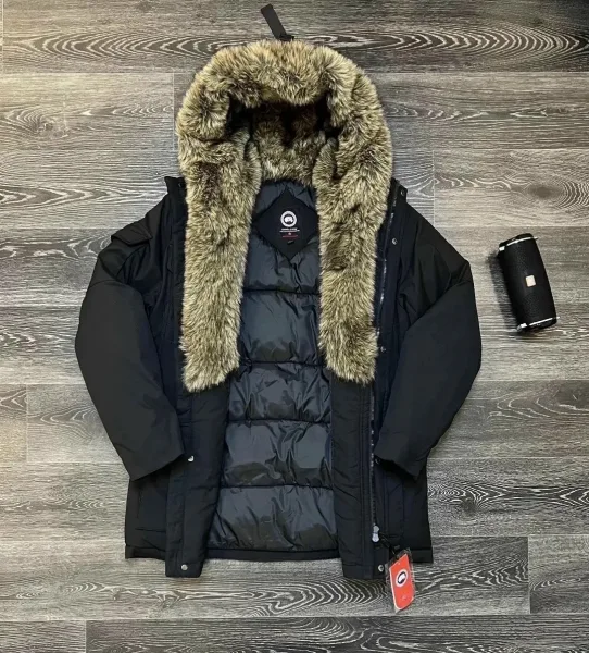 Куртки зимние Canada Goose — фото 11
