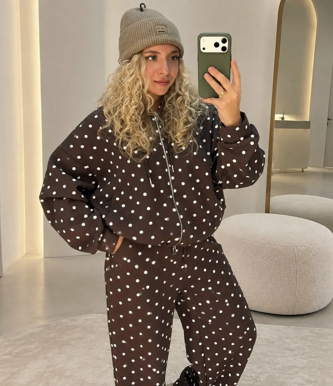 Костюм Горох в актуальной эстетике minimal cozy Коричневый — фото 5