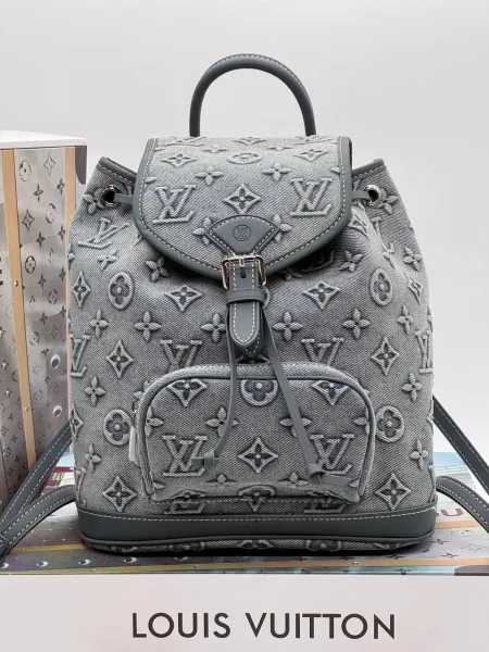 Рюкзак Louis Vuitton — фото 4