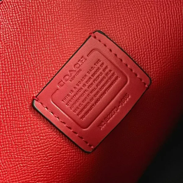 COACH сумка из натуральной кожи — фото 8
