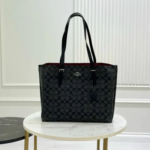 COACH сумка из натуральной кожи — фото 11