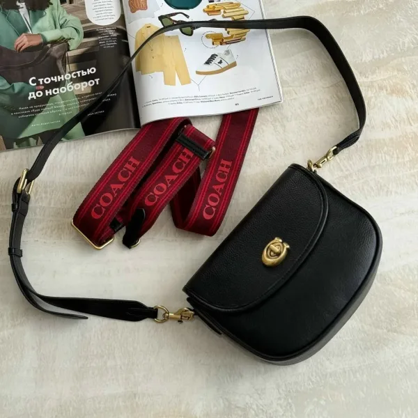 Сумка COACH из натуральной кожи — фото 4