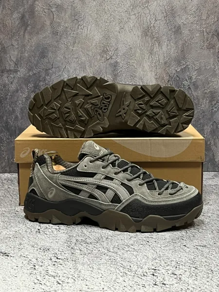 Кроссовки ASICS GEL Gor-Tex 27 зима с полностью прошитой подошвой — фото 3