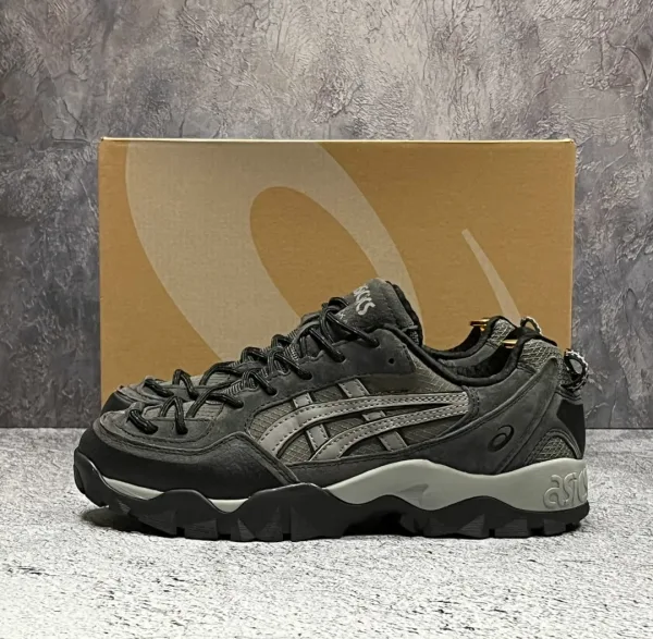 Кроссовки ASICS GEL Gor-Tex 27 зима с полностью прошитой подошвой — фото 7