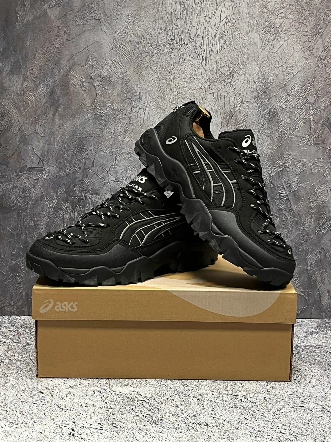 Кроссовки ASICS GEL Gor-Tex 27 зима с полностью прошитой подошвой — фото 2
