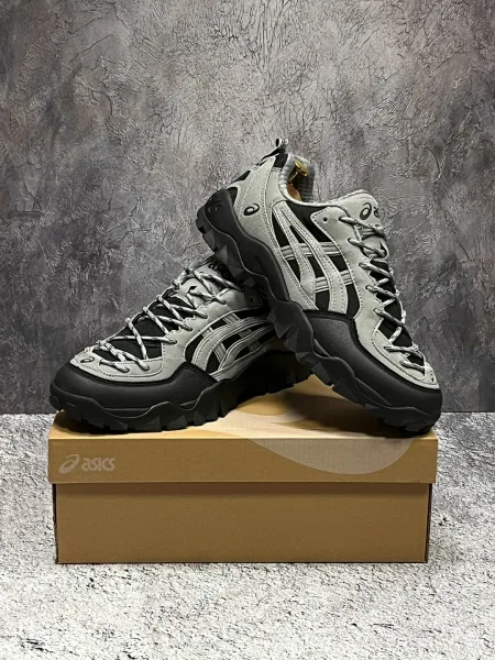 Кроссовки ASICS GEL Gor-Tex 27 зима с полностью прошитой подошвой — фото 2