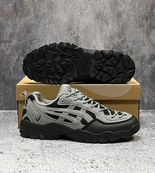 Кроссовки ASICS GEL Gor-Tex 27 зима с полностью прошитой подошвой — фото 3
