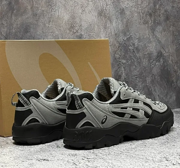 Кроссовки ASICS GEL Gor-Tex 27 зима с полностью прошитой подошвой — фото 11