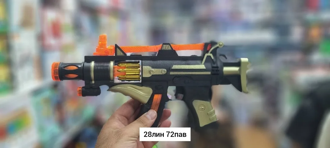 Игрушка из пластика с функцией световых и звуковых эффектов — фото 6