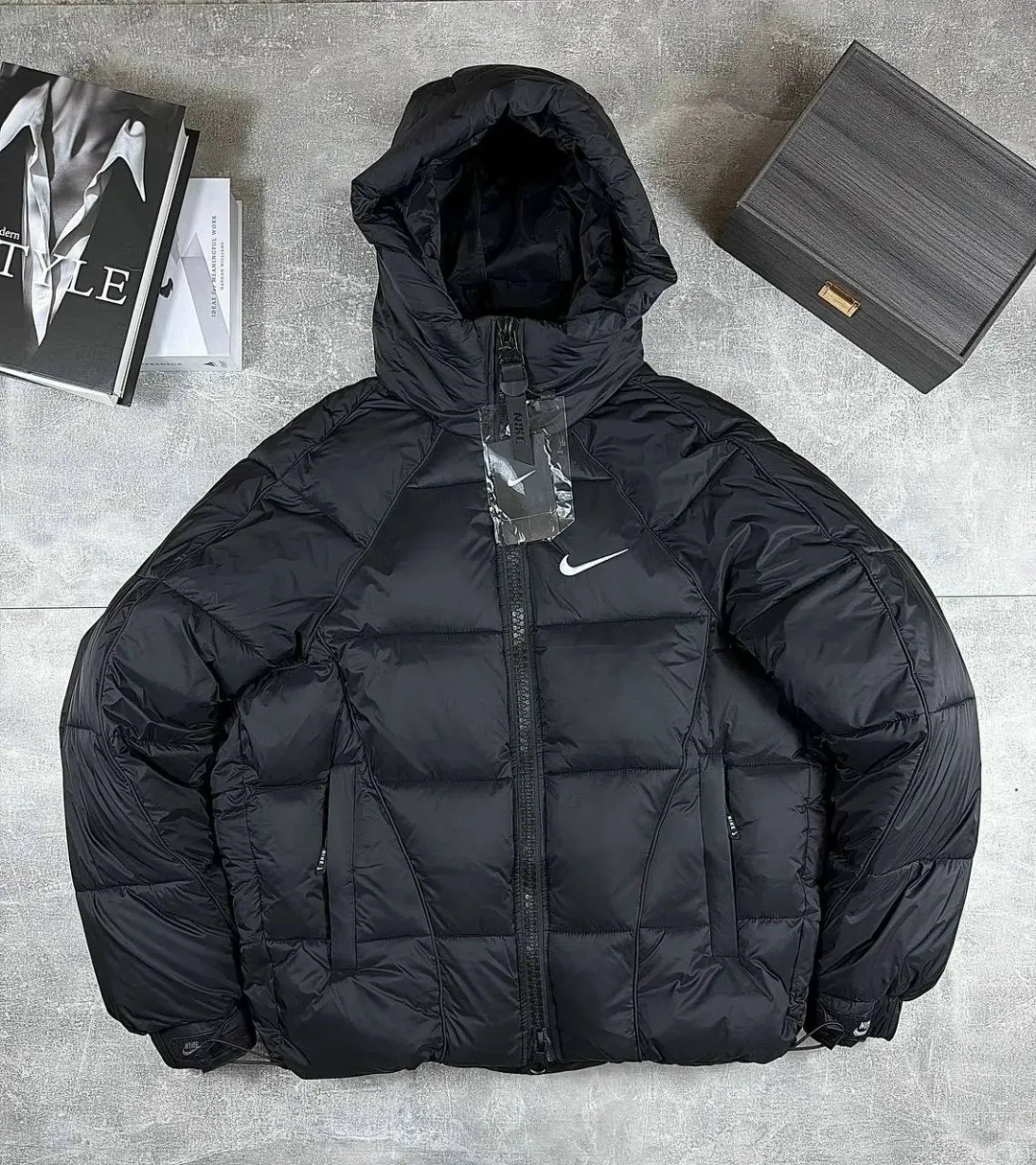 Зимняя куртка от Nike с наполнителем холофайбер — фото 4