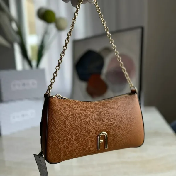 FURLA сумка из натуральной кожи — фото 7