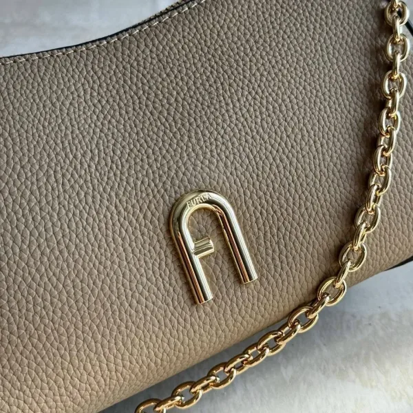 FURLA сумка из натуральной кожи — фото 14