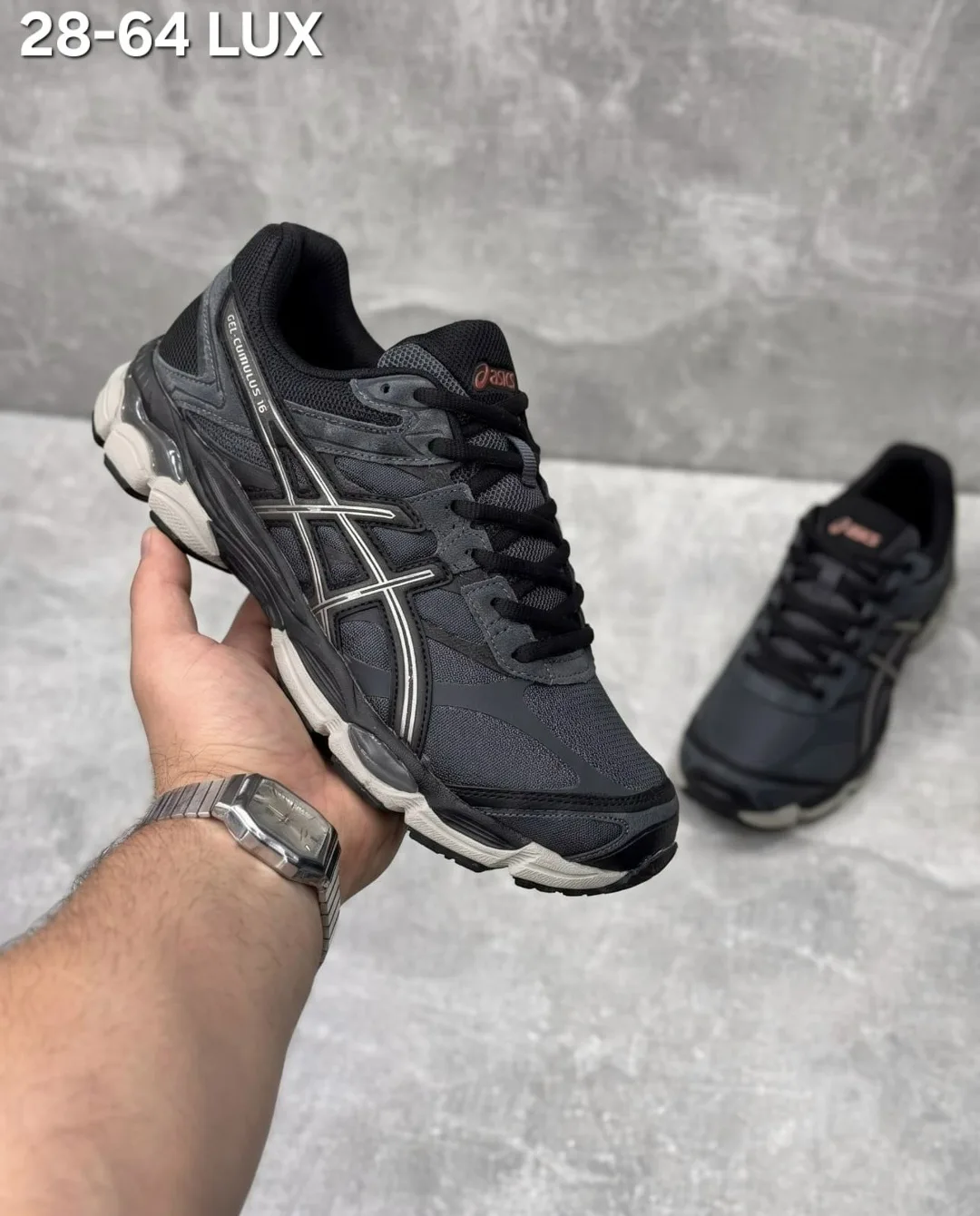 Кроссовки мужские ASICS из натуральной замши — фото 1