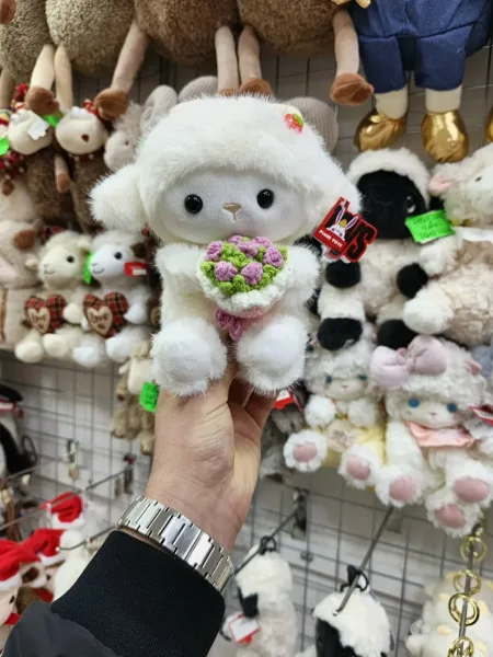 Мягкая игрушка барашка из качественного материала — фото 9