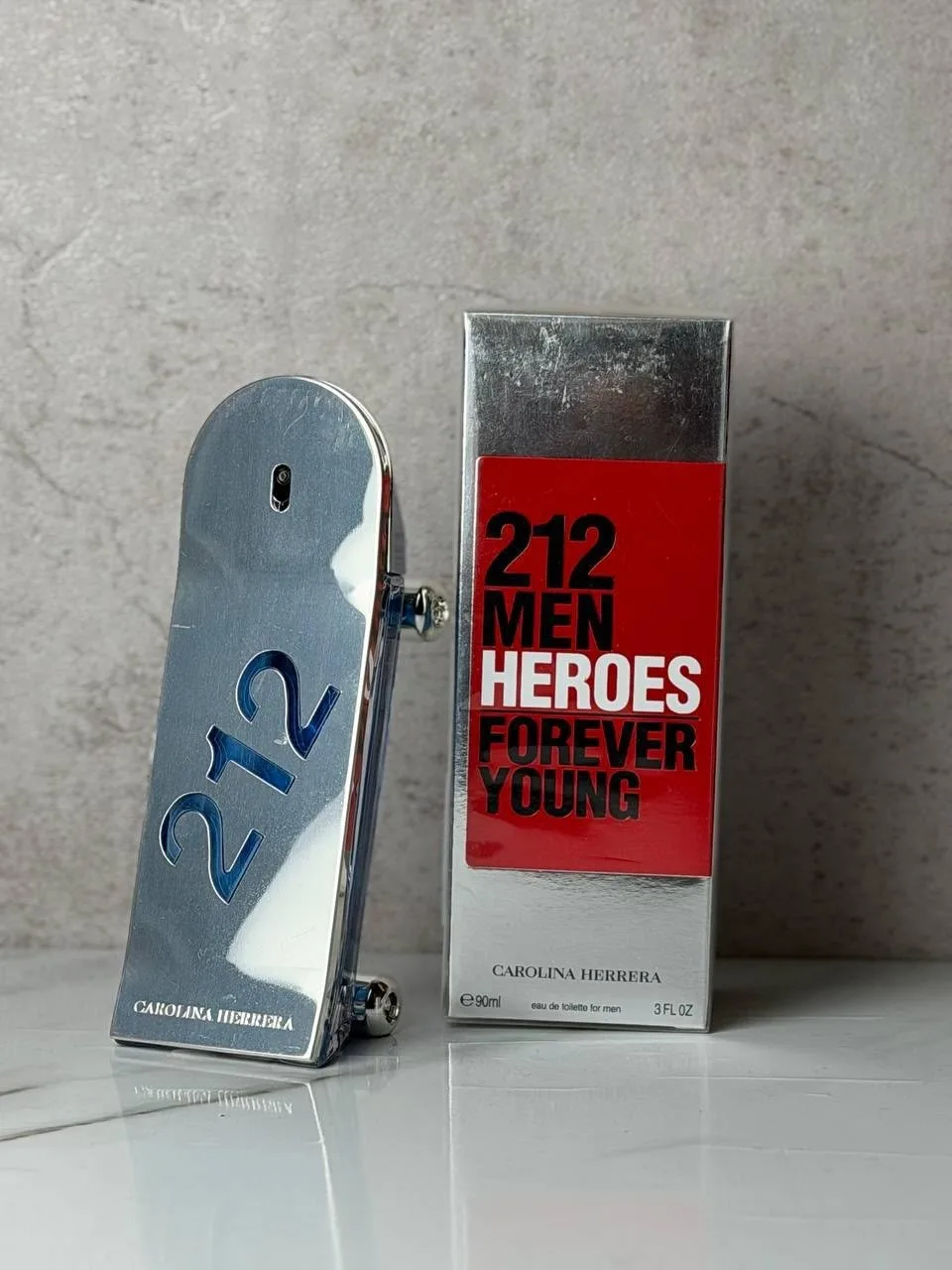 Пемза Carolina Herrera 212 Heroes Forever Young — фото 2