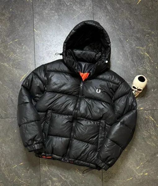 Зимняя куртка Fred Perry тепло и комфорт в холодный сезон — фото 2