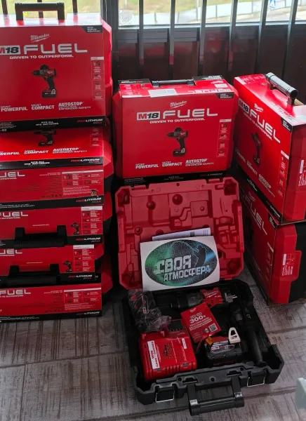 Бесщеточный шуруповерт Milwaukee M18 Fuel 2904-22 с максимальным крутящим моментом — фото 1