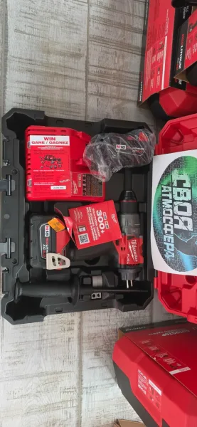 Бесщеточный шуруповерт Milwaukee M18 Fuel 2904-22 с максимальным крутящим моментом — фото 5
