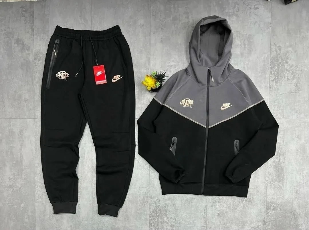 Спортивный костюм Nike Siana — фото 4