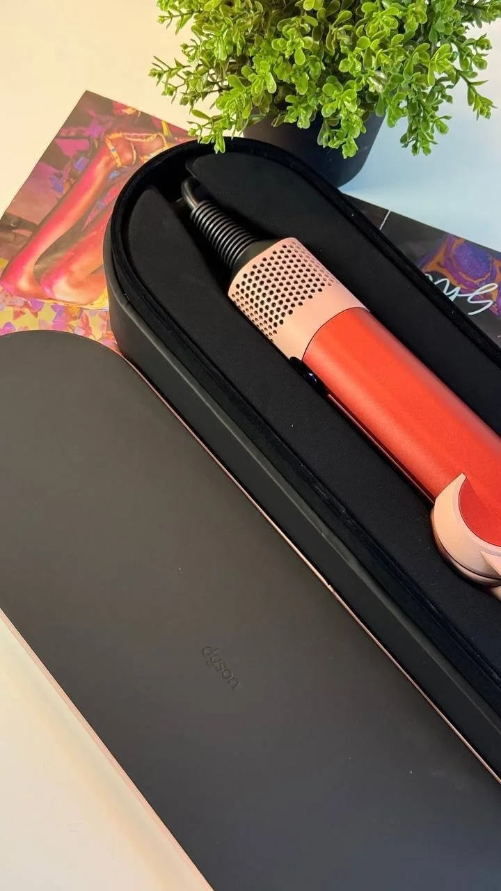 Dyson Airstrait Hs06 Контроль температуры и защита от перегрева — фото 1