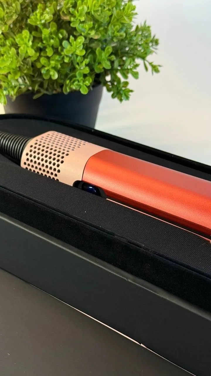 Dyson Airstrait Hs06 Контроль температуры и защита от перегрева — фото 2