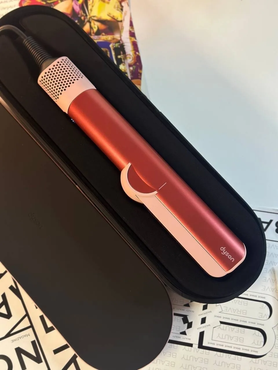 Dyson Airstrait Hs06 Контроль температуры и защита от перегрева — фото 5
