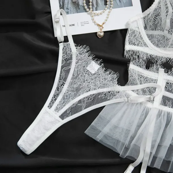 В комплекте бра, трусики, пояс-юбка с подвязками гартеры — фото 6