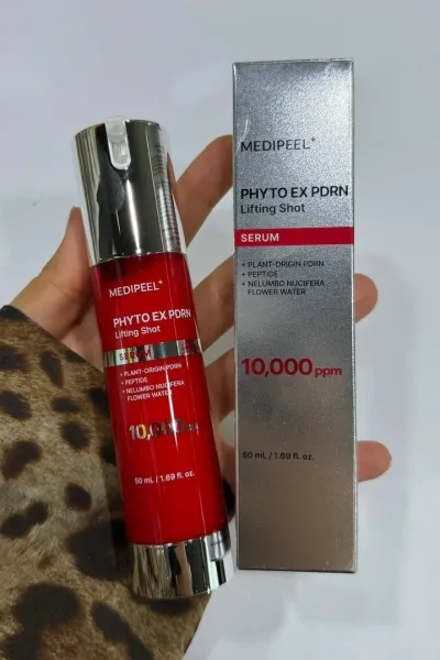Декоративной косметики и оригинального парфюма — фото 1