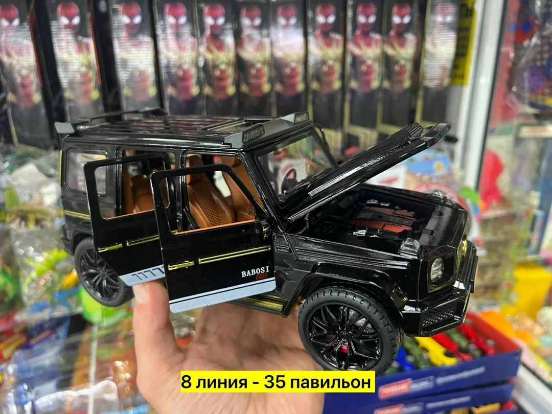 Коллекционная точная копия Мерседес Гелик — фото 3