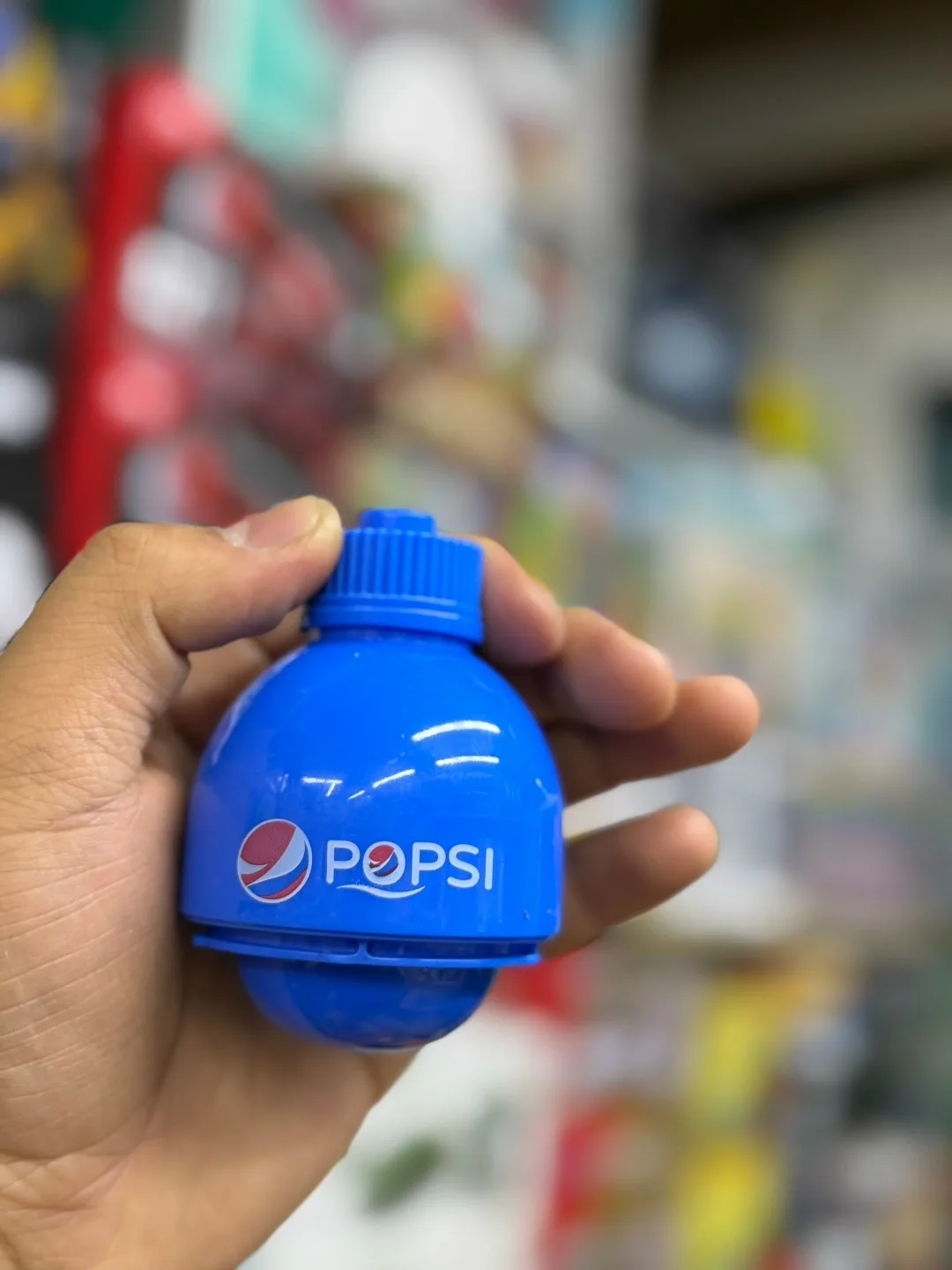 Декоративная юла в виде бутылок популярных газированных напитков — Pepsi — фото 1