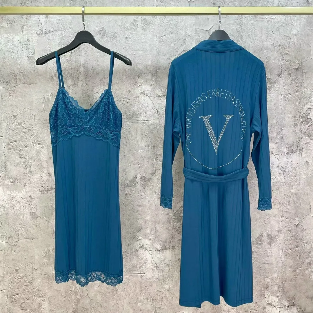 VICTORIA’S SECRET — СОРОЧКА + ХАЛАТ — фото 8