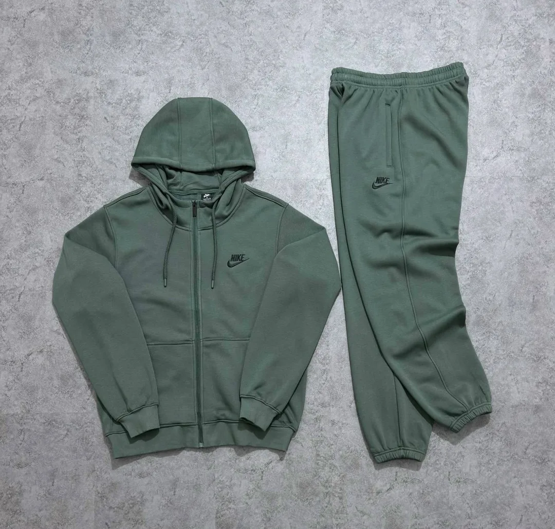 Костюмы NIKE из трикотажа с внутренним флисовым утеплением — фото 2
