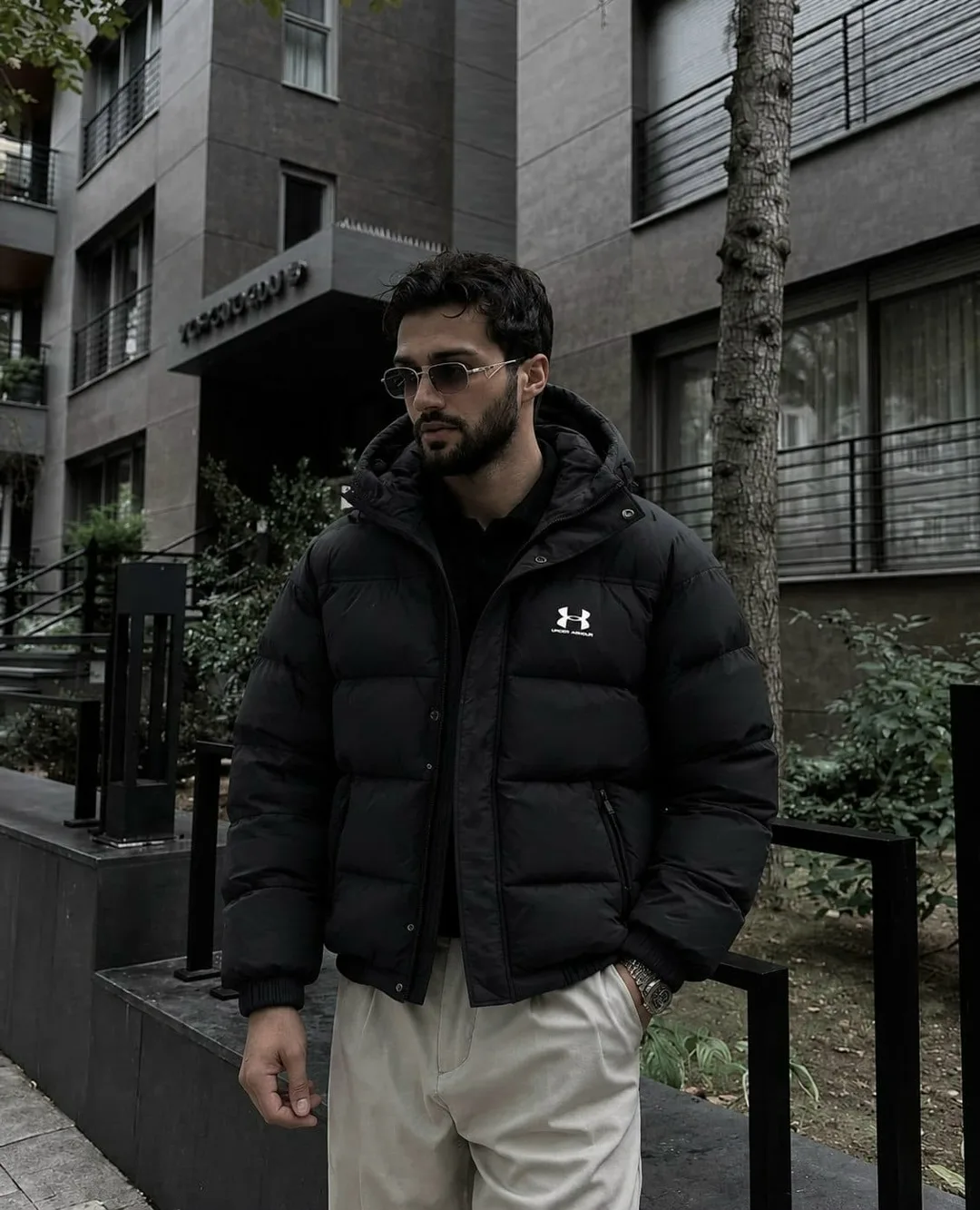 Зимняя мужская куртка Under Armour стиль, тепло и максимальный комфорт в любой мороз — фото 2