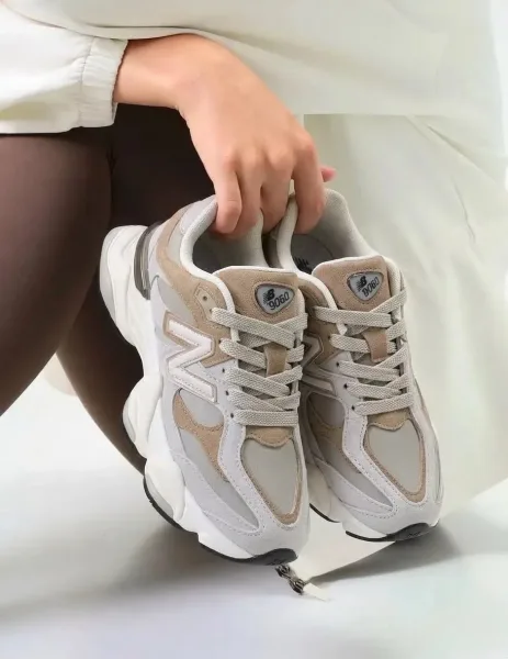 Кроссовки женские Последние осенние стили — фото 50