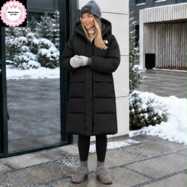 Стильная и тёплая зимняя куртка в нежном оттенки отличный вариант для повседневного образа в холодное время года — фото 2