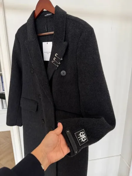 Пальто Balenciaga из кашемира и шерсти Чёрный — фото 15