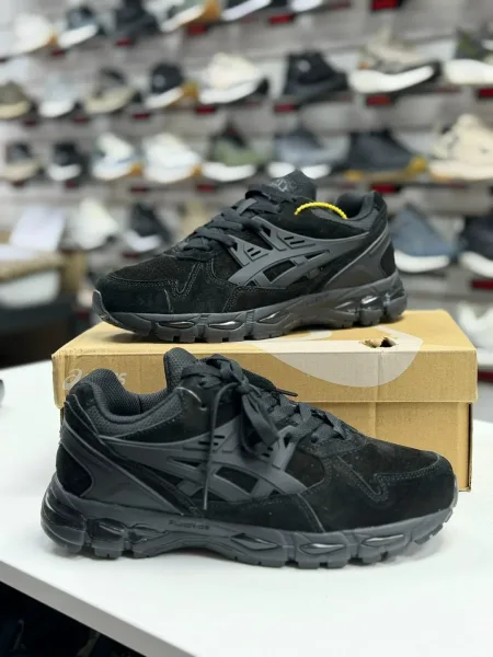 ASICS кроссовки — фото 12