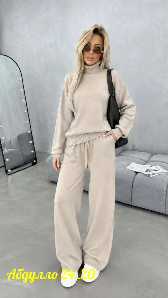 Костюм-двойка из ткани кашмир вязка — стильный и модный образ — фото 12