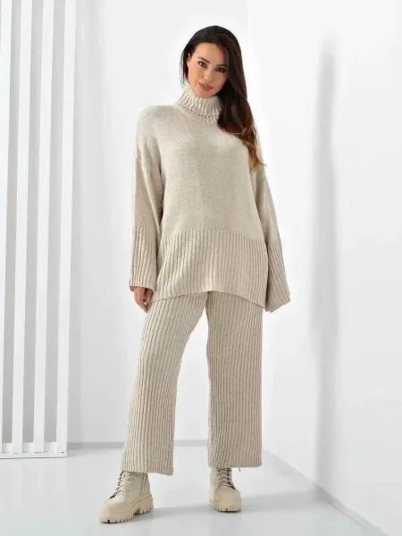 Однотонный костюм в стиле oversize из смесового акрила с шерстью — фото 10