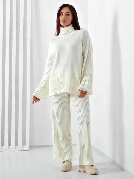 Однотонный костюм в стиле oversize из смесового акрила с шерстью — фото 12