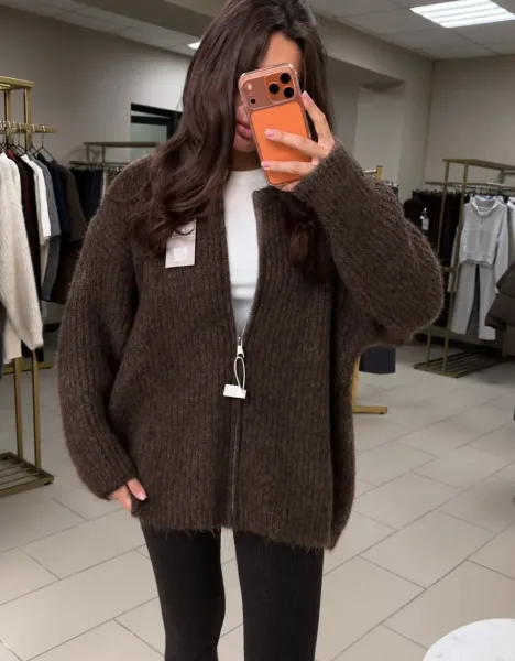 Уютный джемпер машинная вязка с добавлением шерсти с замочком zip-neck — фото 19