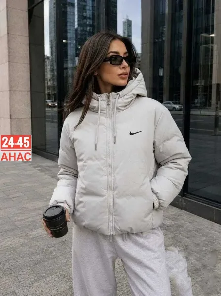 Демисезонная куртка из холлофайбера — фото 1