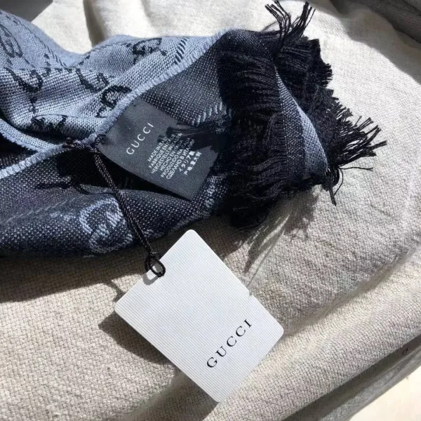Шарф Gucci из 100 шерсти — фото 8