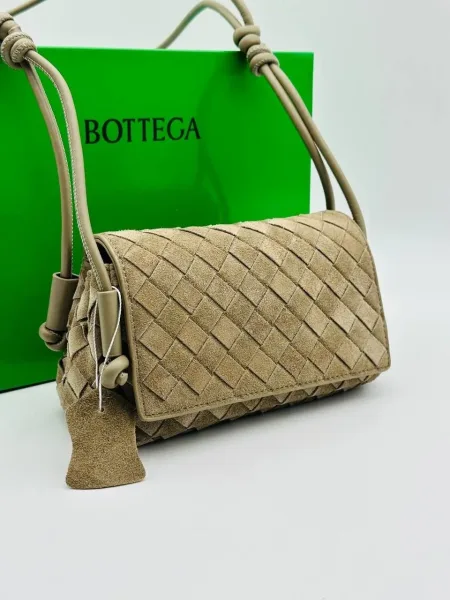 Bottega Veneta Сумка выполнена из натуральной замши — фото 3