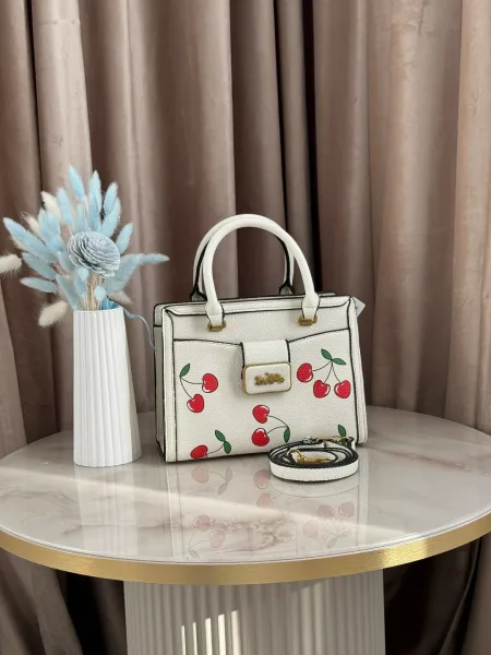 Сумка COACH из экокожи люкс — фото 1